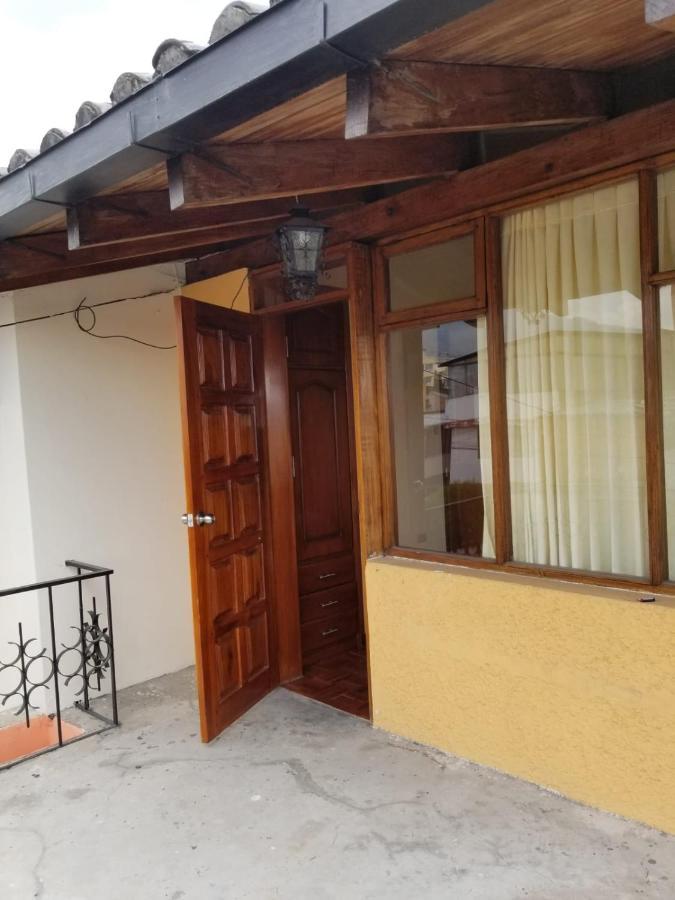 Hostal El Confort Quito Norte Exterior photo